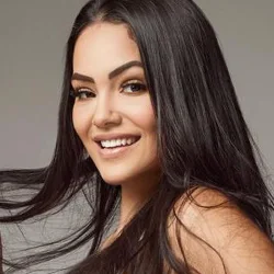 Acompanhante Aninha Souza em Curitiba – Foto de perfil