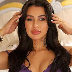 Mia Maia - Acompanhante de Luxo em Curitiba